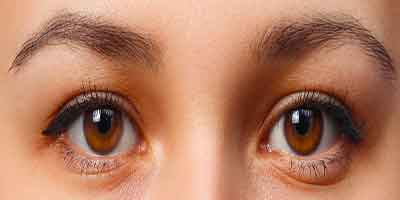 Brown eyes