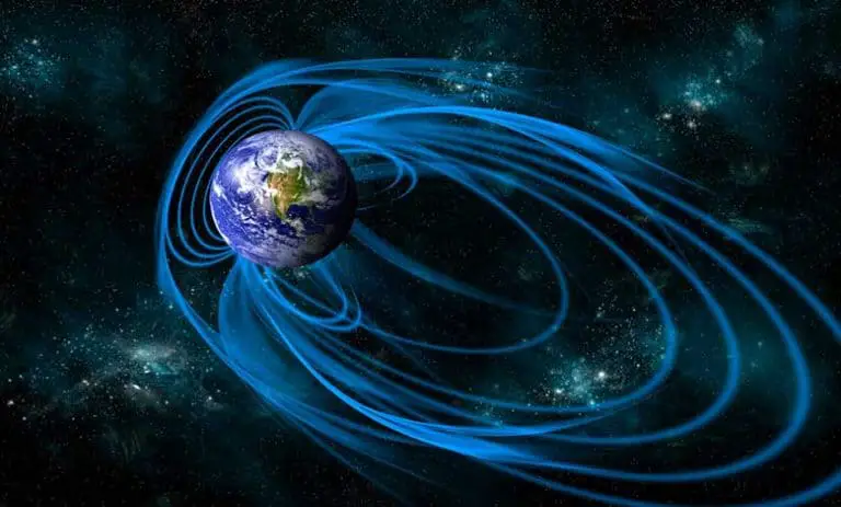 What Happens When Earth's Magnetic Field Reverses? - JournalHow